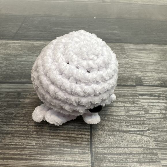 Handmade Crocheted Amigurumi White Octopus {X} - Picture 6 of 9